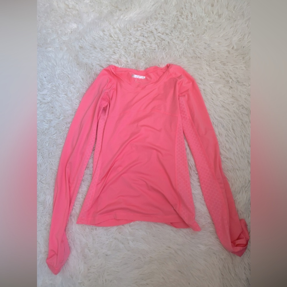 AETHLETIC LONG SLEEVE + SPORTS BRA SET FOREVER 21 SIZE MEDIUM